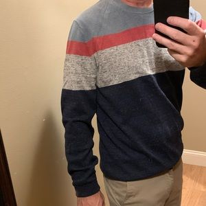 Gap sweater